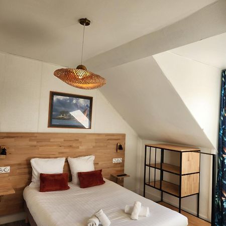 Le Petit Montmartre Hotel Dinard Buitenkant foto