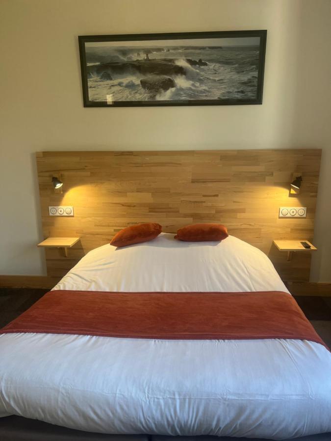 Le Petit Montmartre Hotel Dinard Buitenkant foto