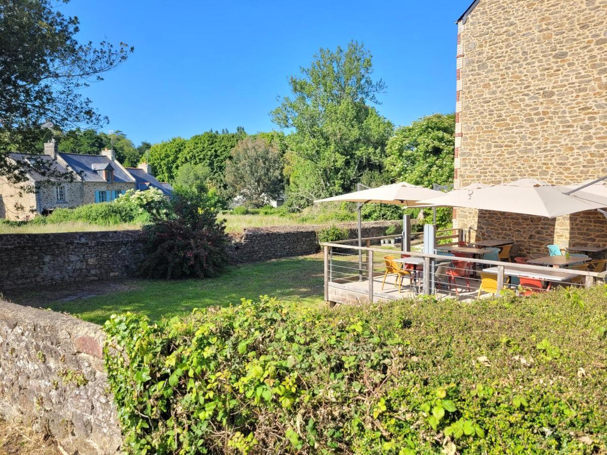 Le Petit Montmartre Hotel Dinard Buitenkant foto