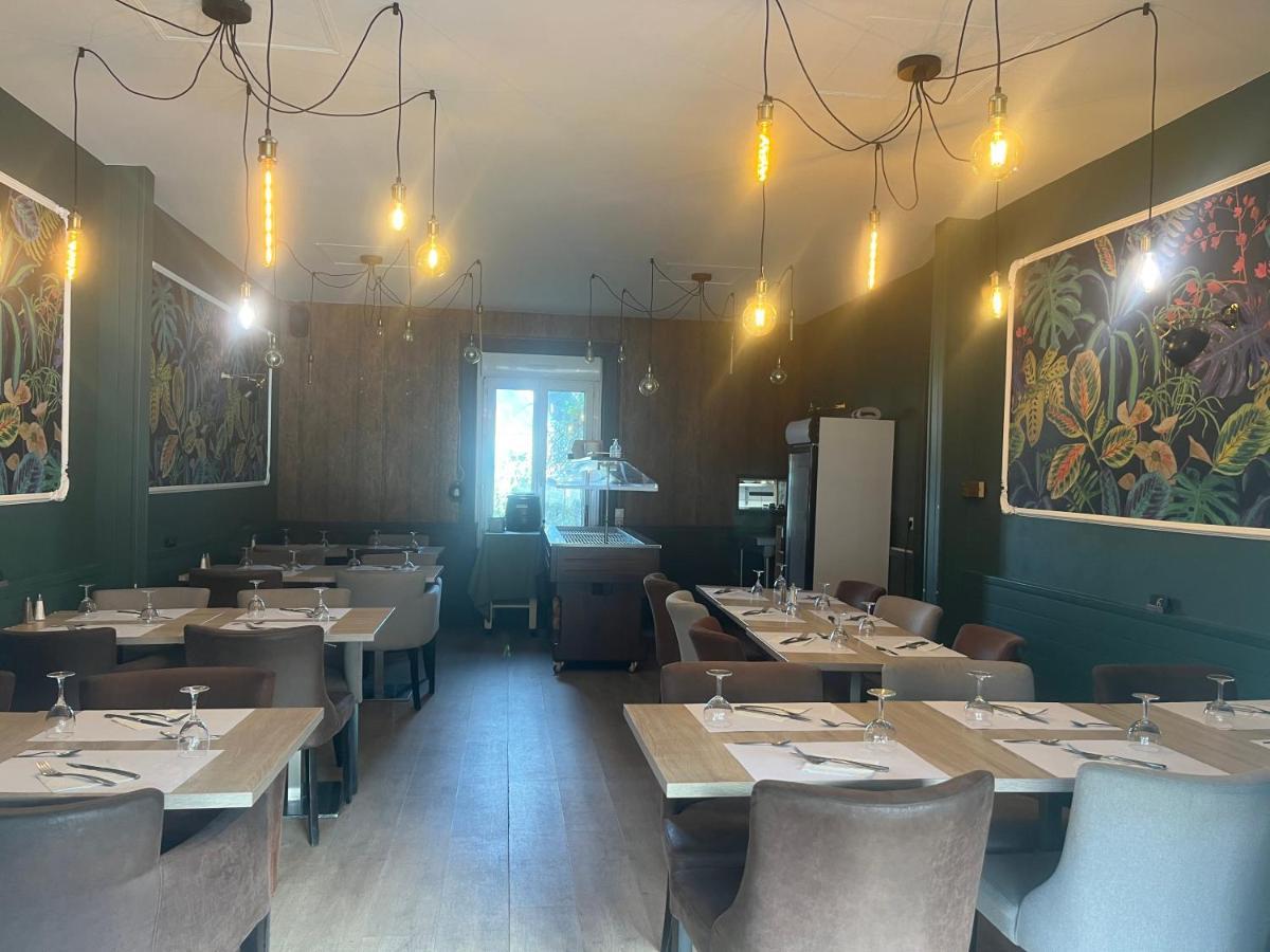 Le Petit Montmartre Hotel Dinard Buitenkant foto