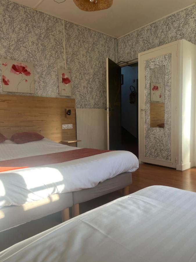 Le Petit Montmartre Hotel Dinard Buitenkant foto